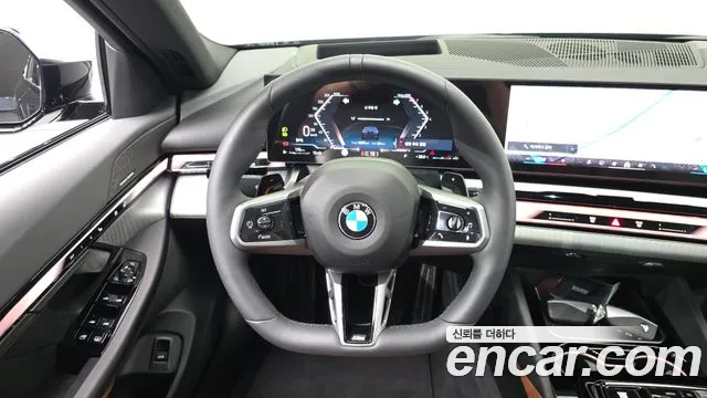 BMW 5-Series — Фото автомобиля 14