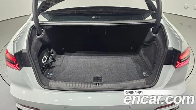 Audi A6 45 TFSI Premium — Фото автомобиля 19