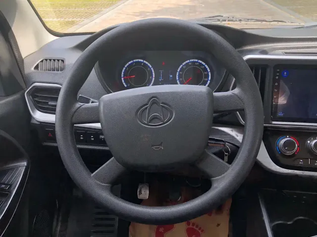 Changan Ruixing M80 — Фото автомобиля 8