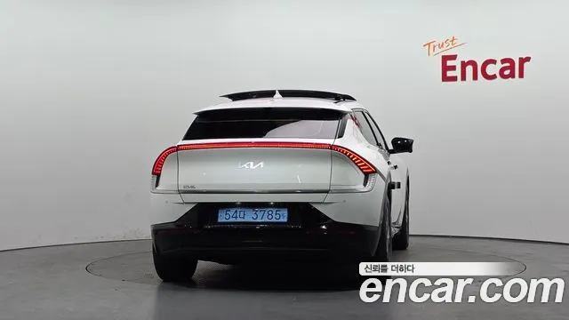 Kia EV6 — Фото автомобиля 3