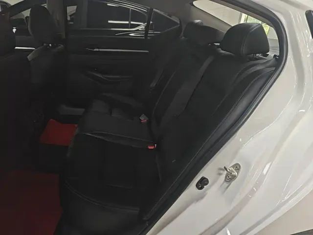 Nissan Teana — Фото автомобиля 16