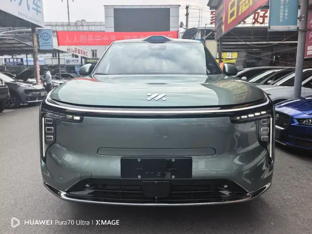 IM Motors LS8 — Фото автомобиля 6