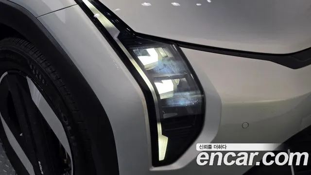Kia EV4 — Фото автомобиля 7