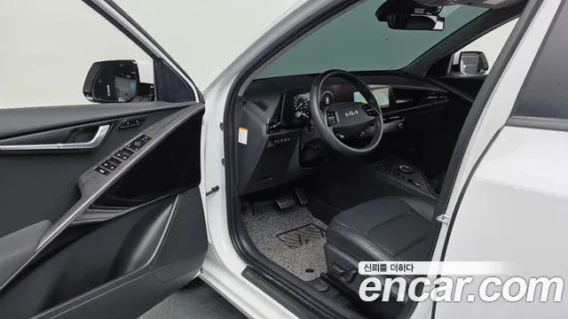 Kia Niro The All New — Фото автомобиля 15