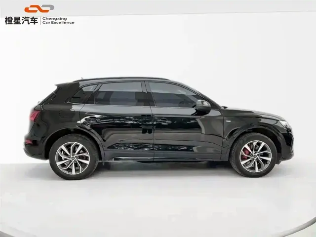 Audi Q5L — Фото автомобиля 3