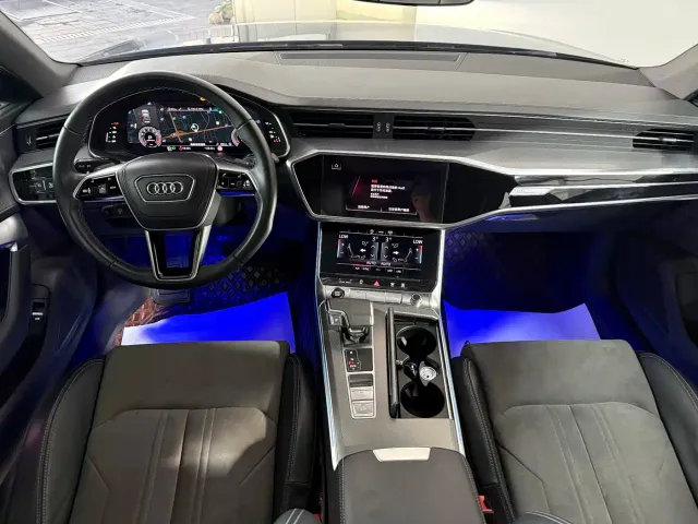 Audi A6L — Фото автомобиля 6