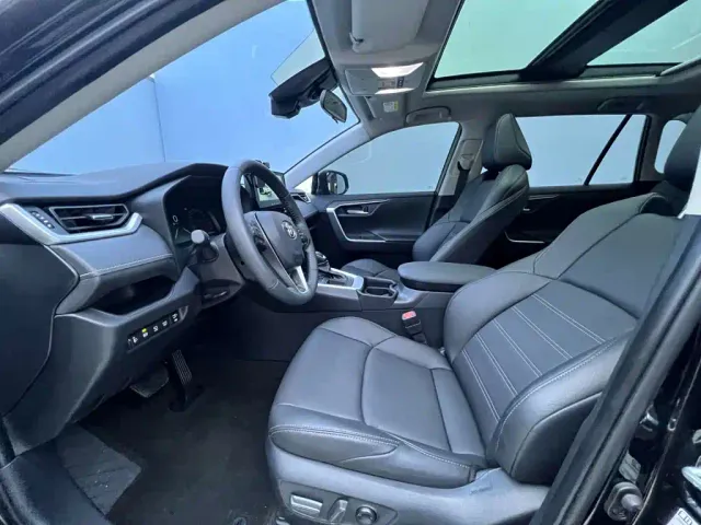 Toyota Wildlander — Фото автомобиля 18