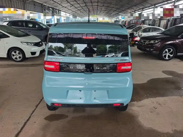 Wuling Hongguang Mini EV — Фото автомобиля 5