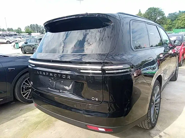 Leapmotor Leapmotor C16 2026 Model Year EREV 280 LiDAR Premium Edition 6-Seater — Фото автомобиля 6