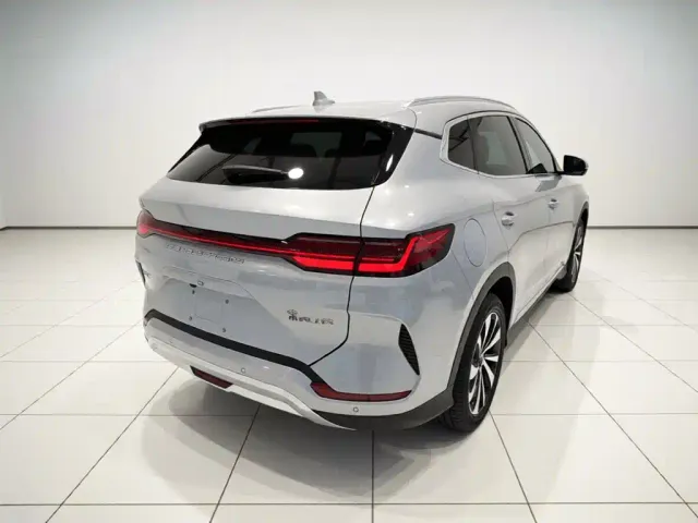 BYD Song PLUS — Фото автомобиля 3