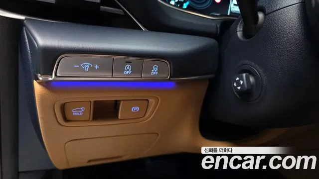 Genesis GV80 — Фото автомобиля 26