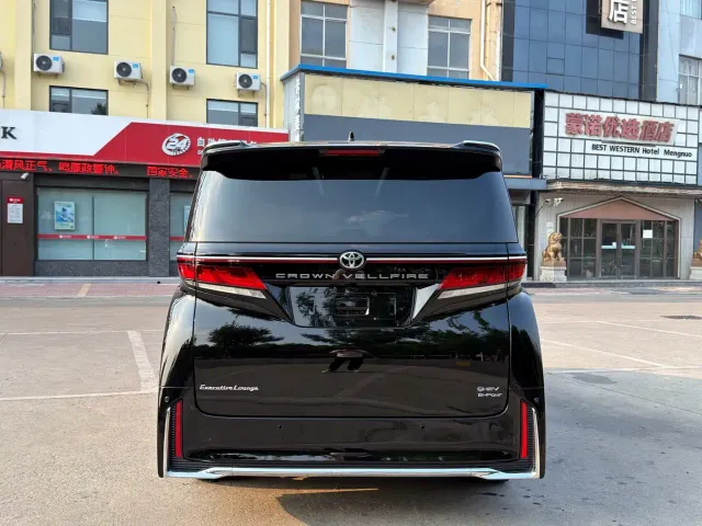Toyota Vellfire — Фото автомобиля 17