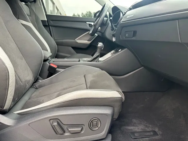 Audi Q3 — Фото автомобиля 10