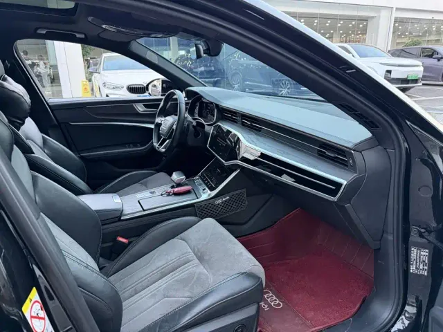 Audi A6L — Фото автомобиля 4