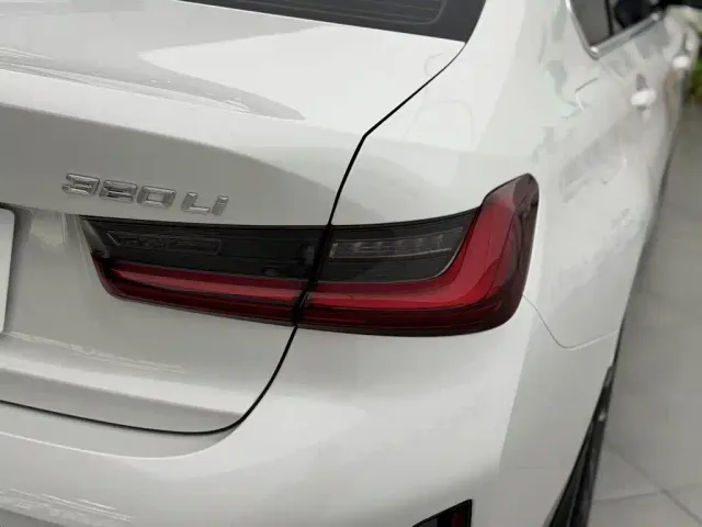 BMW 3 Series — Фото автомобиля 6