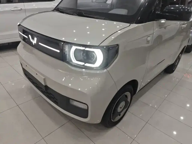 Wuling Hongguang Mini EV — Фото автомобиля 23