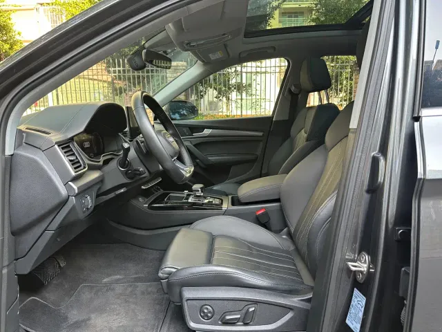 Audi Q5L — Фото автомобиля 3