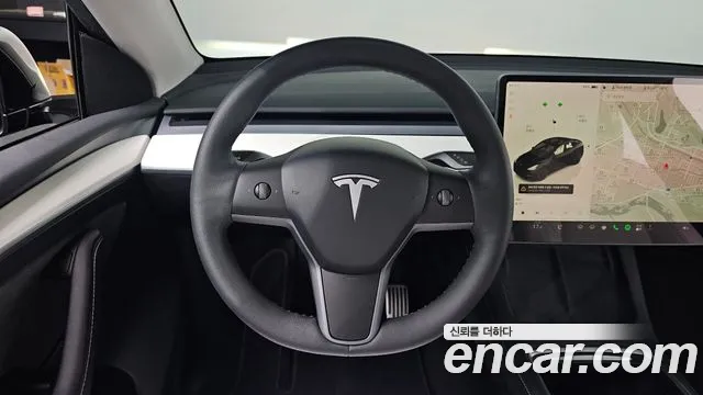 Tesla Model Y — Фото автомобиля 18