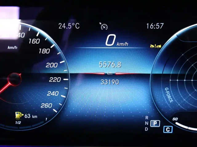 Mercedes-Benz E-Class — Фото автомобиля 15