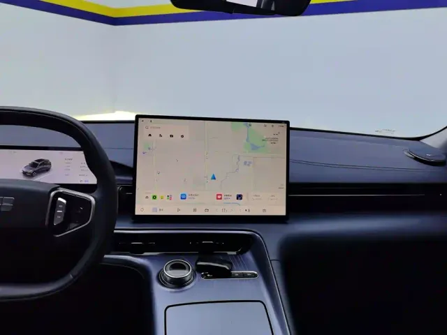 Geely Galaxy E5 — Фото автомобиля 13