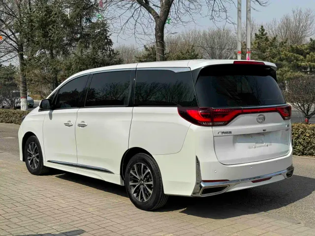 GAC Trumpchi M8 — Фото автомобиля 5