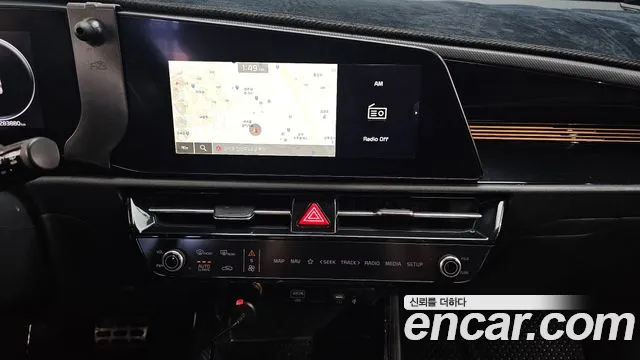 Kia Niro — Фото автомобиля 14