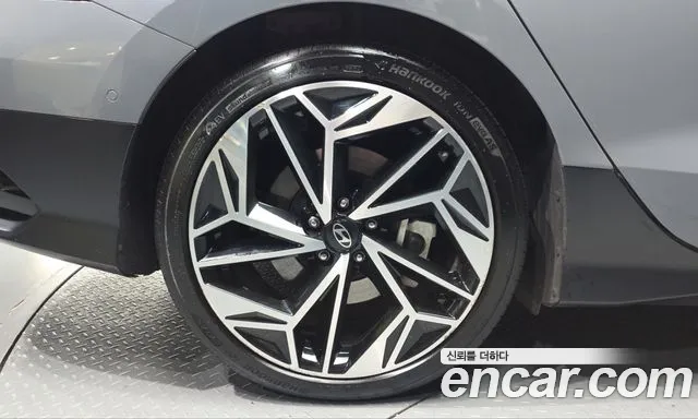 Hyundai Ioniq 6 — Фото автомобиля 5