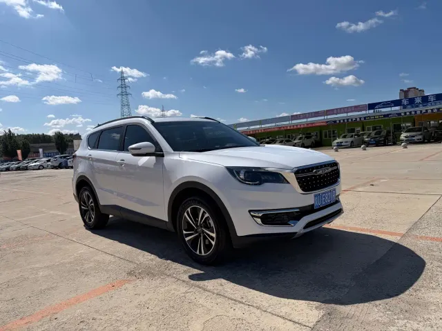 Jetour X70 — Фото автомобиля 3