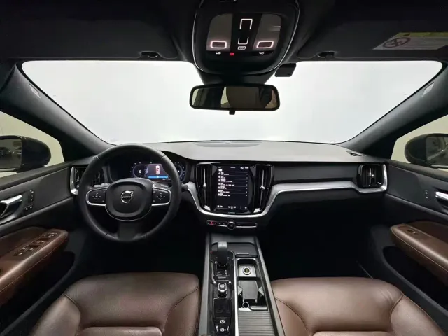 Volvo S60 — Фото автомобиля 4