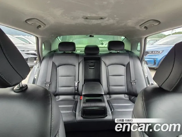 Hyundai Grandeur — Фото автомобиля 14