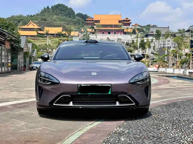 Xiaomi SU7 — Фото автомобиля 3