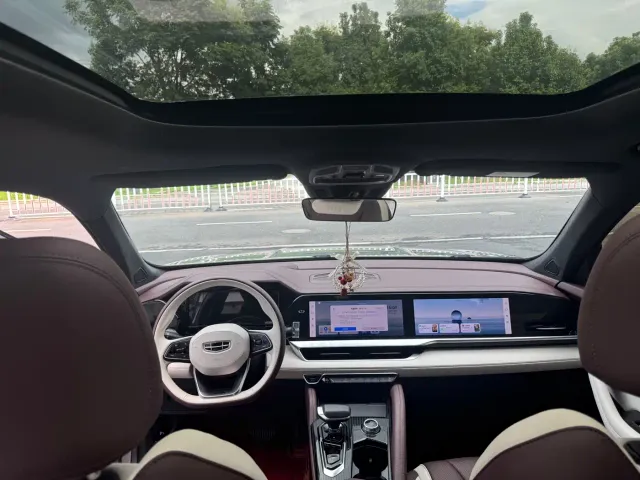 Geely Xingyue L — Фото автомобиля 11