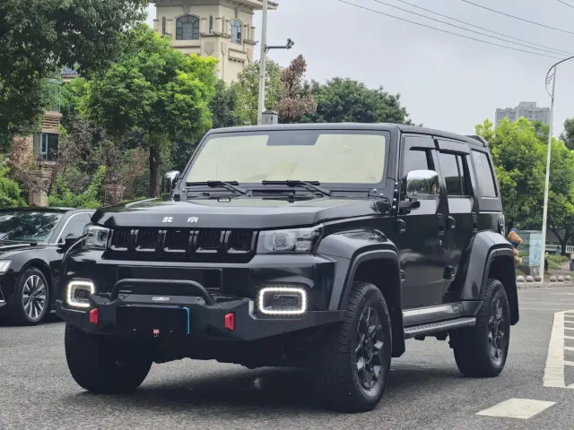 Фотография автомобиля — BAIC BJ40