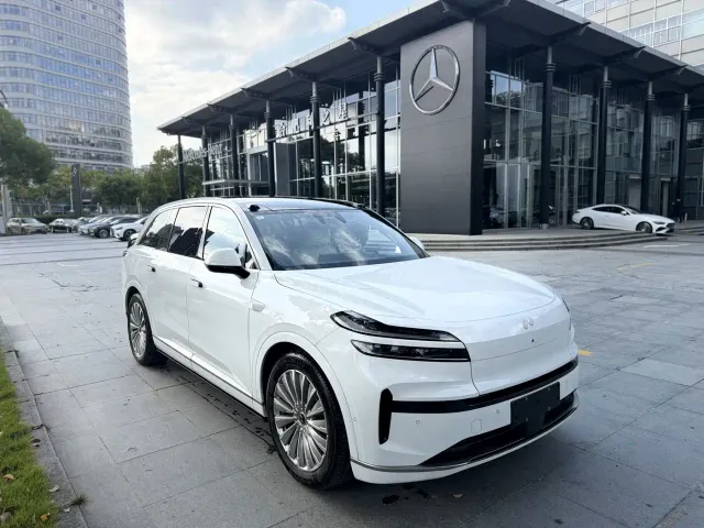Onvo L90 — Фото автомобиля 2