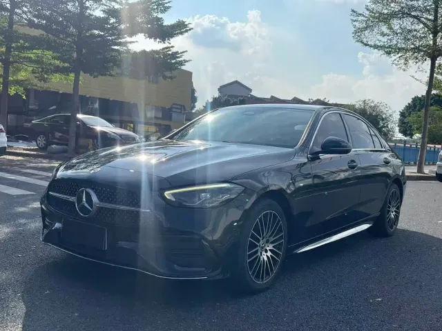 Mercedes-Benz C-Class — Фото автомобиля 2