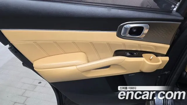 Kia Sorento Sorento 4-е поколение Бензин 2.5T 2WD — Фото автомобиля 23