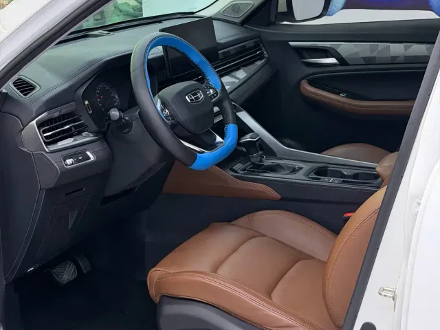 Geely Vision X6 — Фото автомобиля 12