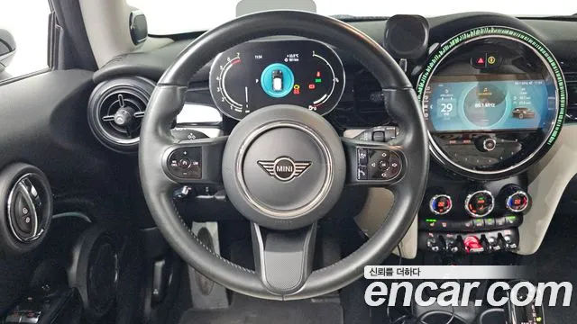 MINI Cooper — Фото автомобиля 19