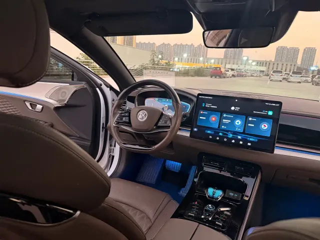 BYD Han — Фото автомобиля 9