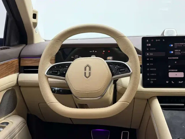 Aito M7 — Фото автомобиля 27