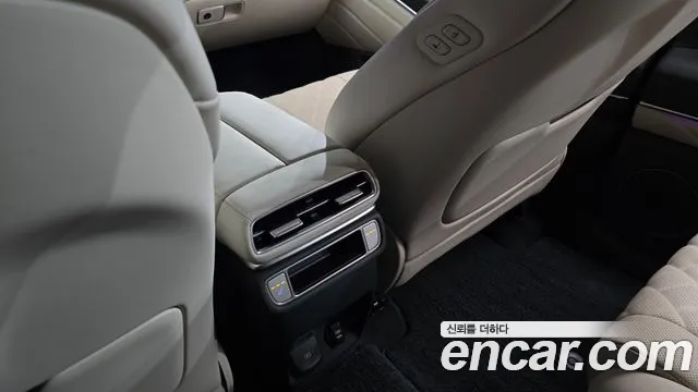 Genesis GV80 — Фото автомобиля 18