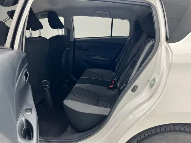 Toyota Vios FS — Фото автомобиля 16