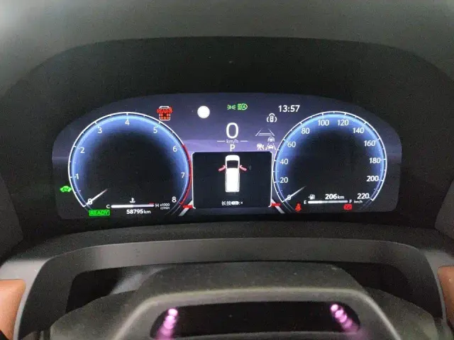 Toyota Vellfire — Фото автомобиля 6
