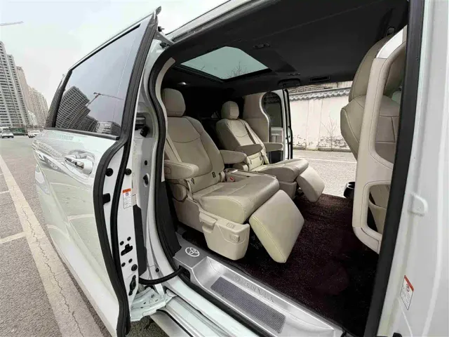 Toyota Granvia — Фото автомобиля 6