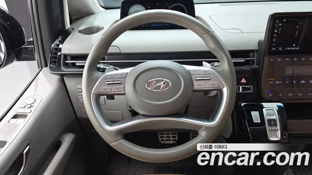 Hyundai Staria Staria 4WD Lounge 9 мест — Фото автомобиля 13