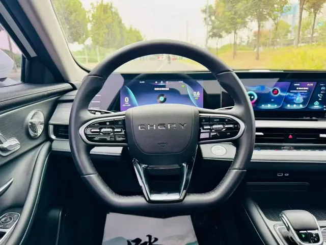 Chery Arrizo 8 — Фото автомобиля 7