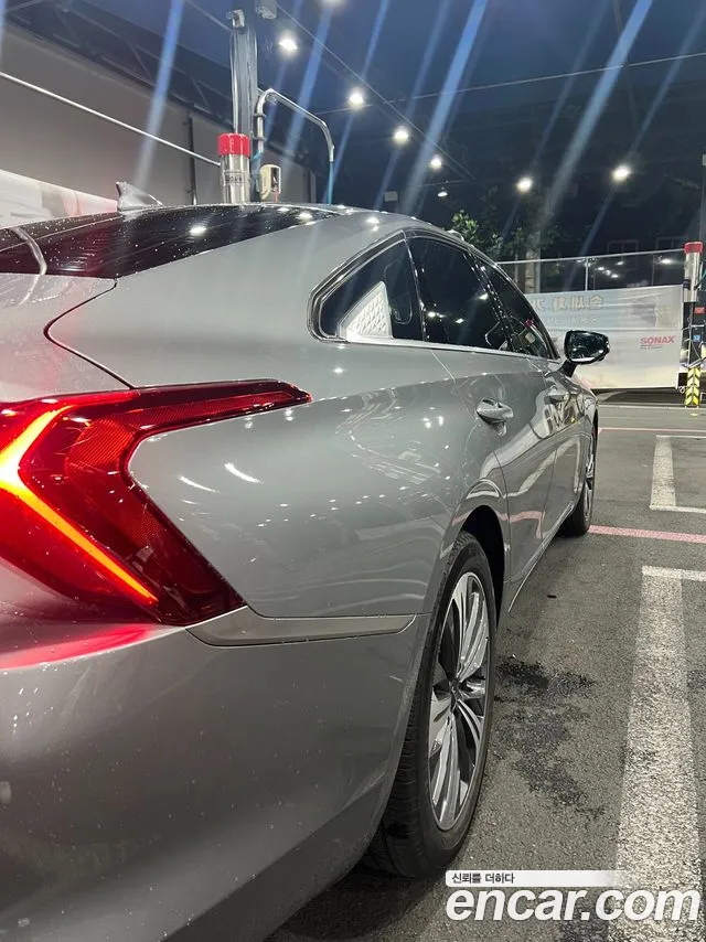 Kia K8 K8 Hybrid — Фото автомобиля 15