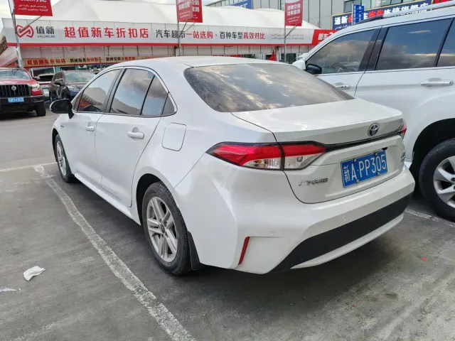 Toyota Corolla — Фото автомобиля 8