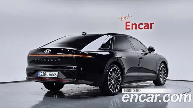 Hyundai Grandeur — Фото автомобиля 2