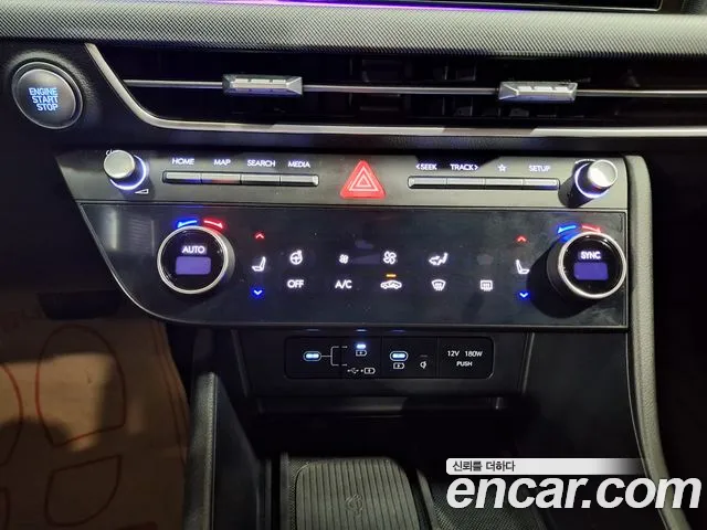 Hyundai Sonata — Фото автомобиля 12